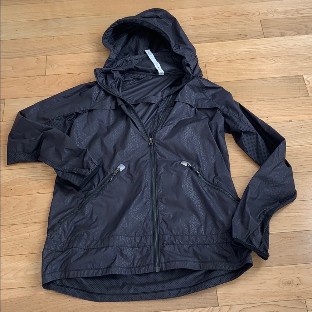 Lululemon Packable Jacket (Size 6)